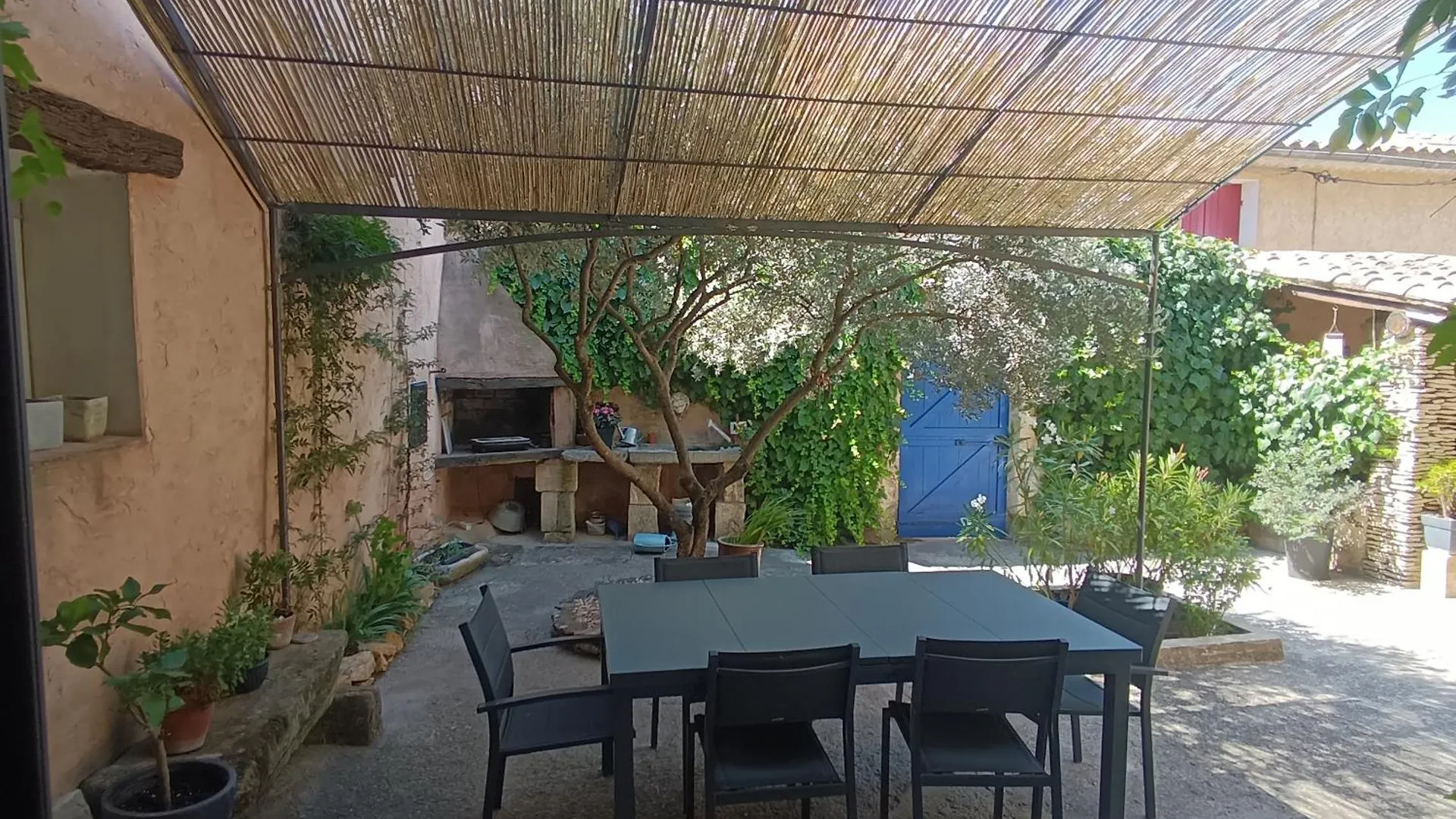 Chambre D'Hote Les Oulies Bédoin Oda ve Kahvaltı