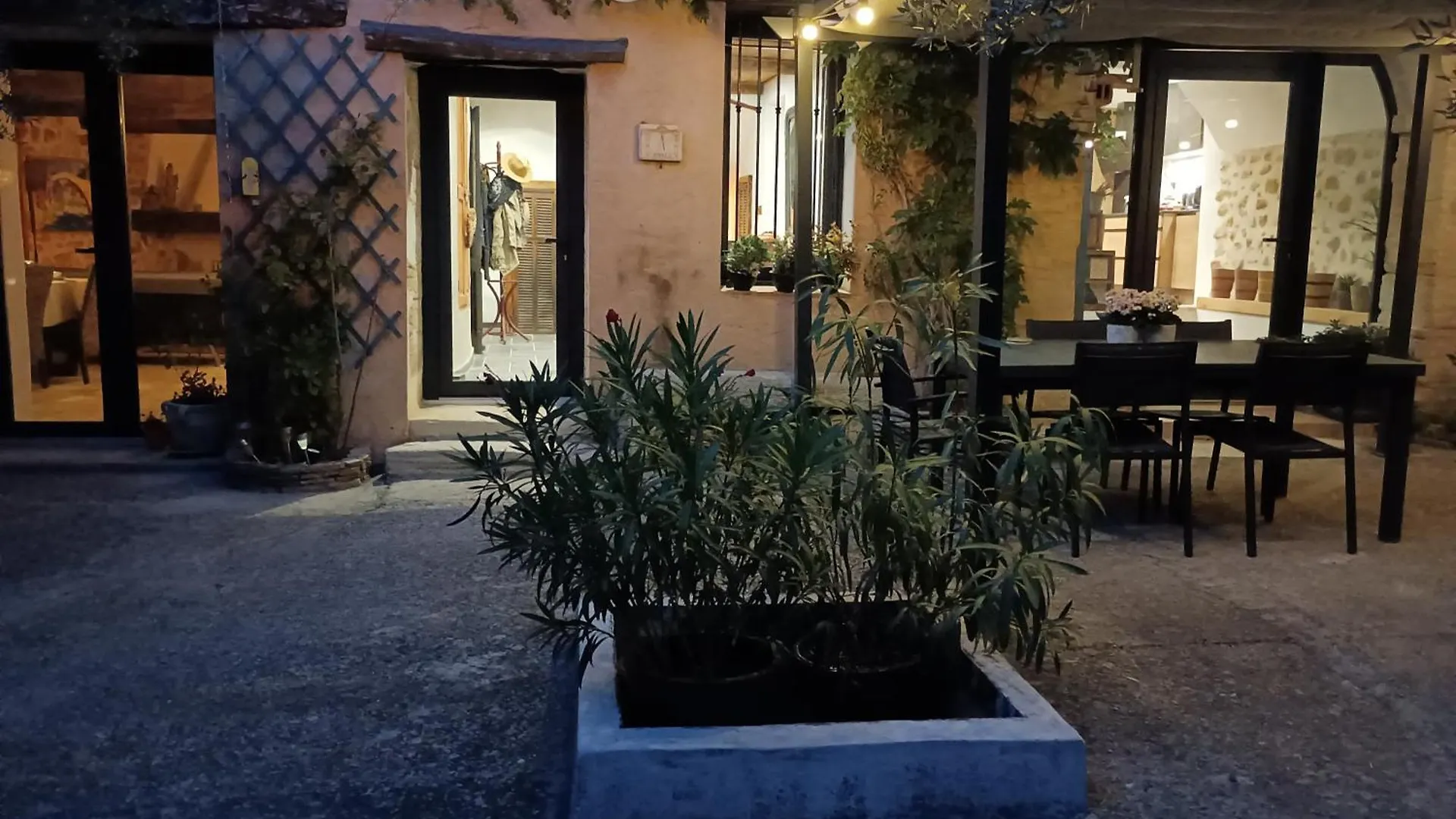 Chambre D'Hote Les Oulies Bédoin Fransa